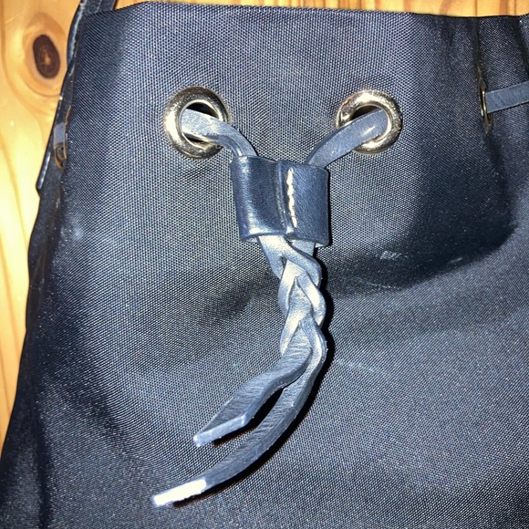 Dooney & Bourke black fabric leather satchel purse - Picture 5 of 8